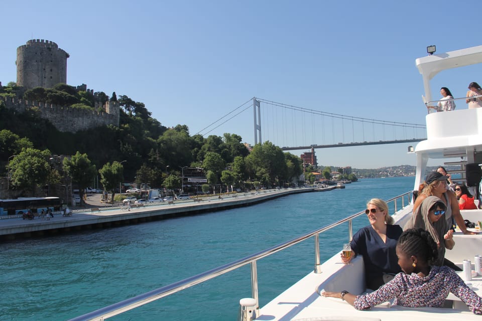 Istanbul: Bosphorus and Black Sea Cruise With Lunch - Itinerary and Highlights