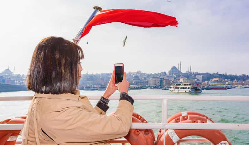 Istanbul: Bosphorus Guided Sightseeing Cruise - Cruise Experience Highlights