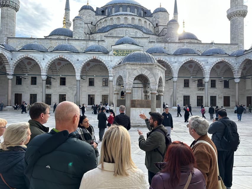 Istanbul: Topkapi Palace, Hagia Sophia & Blue Mosque Tour - Itinerary Highlights