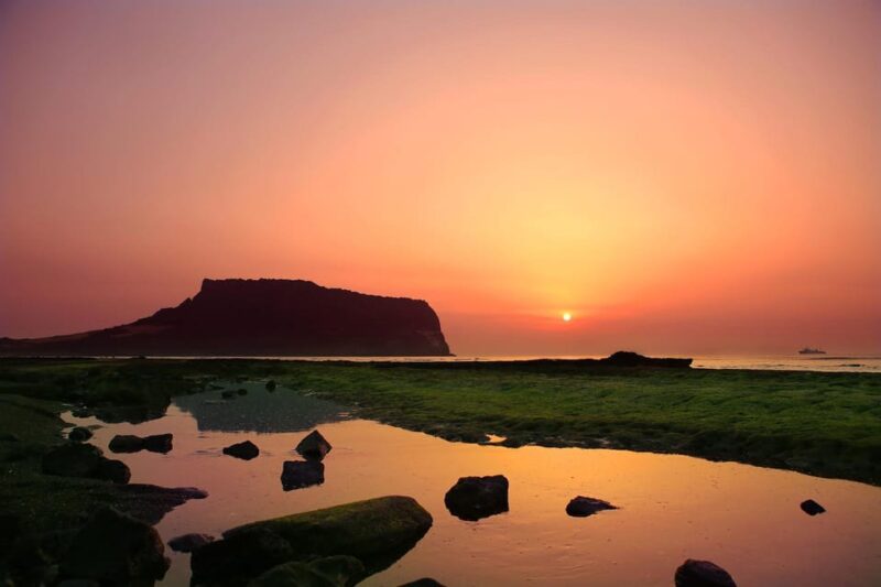 Jeju UNESCO Attractions Full-Day Tour With Daily Chauffeur - Itinerary Options