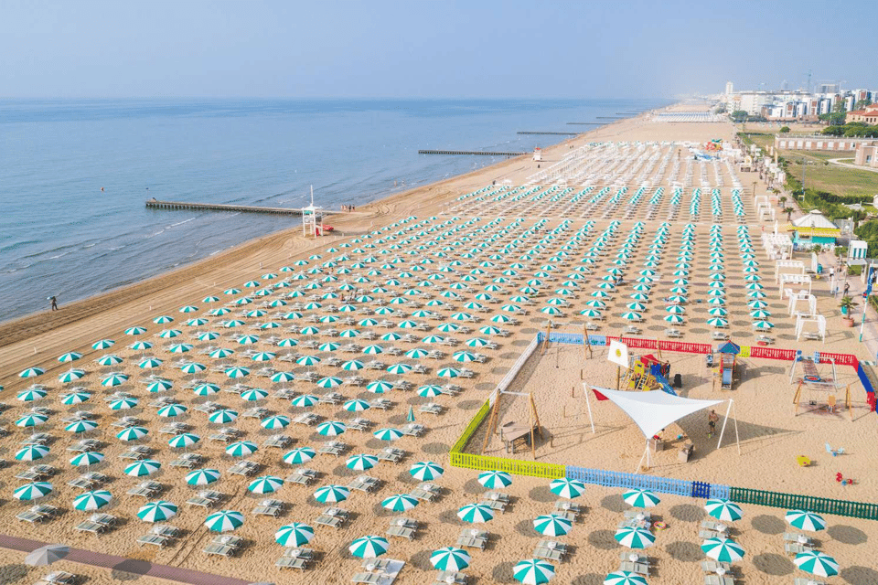 Jesolo: 2-In-1 Train & Bus Ticket From/To Treviso - Beach Amenities