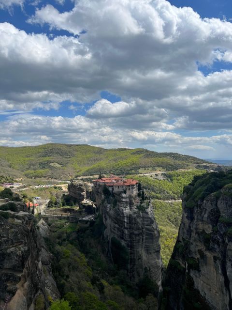 Kalambaka: Meteora Guided Tour With Local Guide - Itinerary