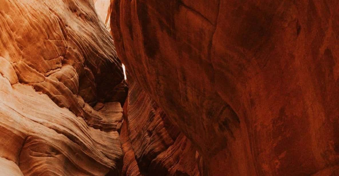 Kanab: Peekaboo Slot Canyon and Great Chamber UTV Tour - Exploring Peekaboo Slot Canyon