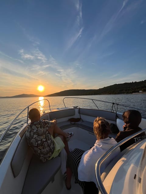 Kaštel Stari: Private Half Day Tour 3 Islands - Itinerary Highlights