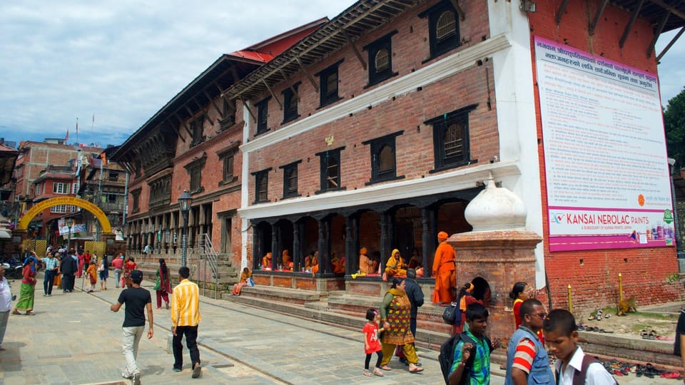 Kathmandu Walking Tour: Pashupatinath & Boudhanath - Key Highlights of the Tour