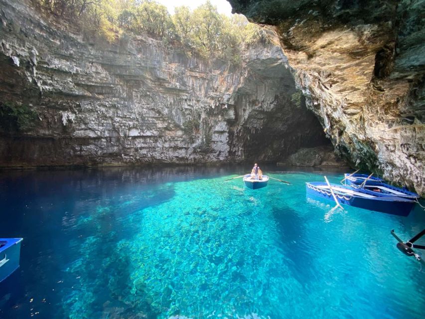 Kefalonia: Melissani Lake, Drogarati Cave, & Myrtos Day Trip - Highlights of the Itinerary