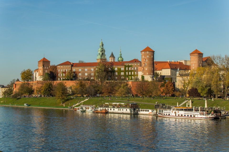 Krakow: Guided Wawel Tour, Lunch, and Vistula River Cruise - Highlights of the Experience