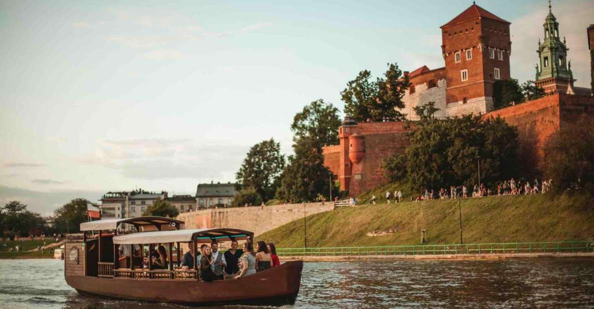 Krakow: Private Traditional Gondola Cruise - Experience Highlights