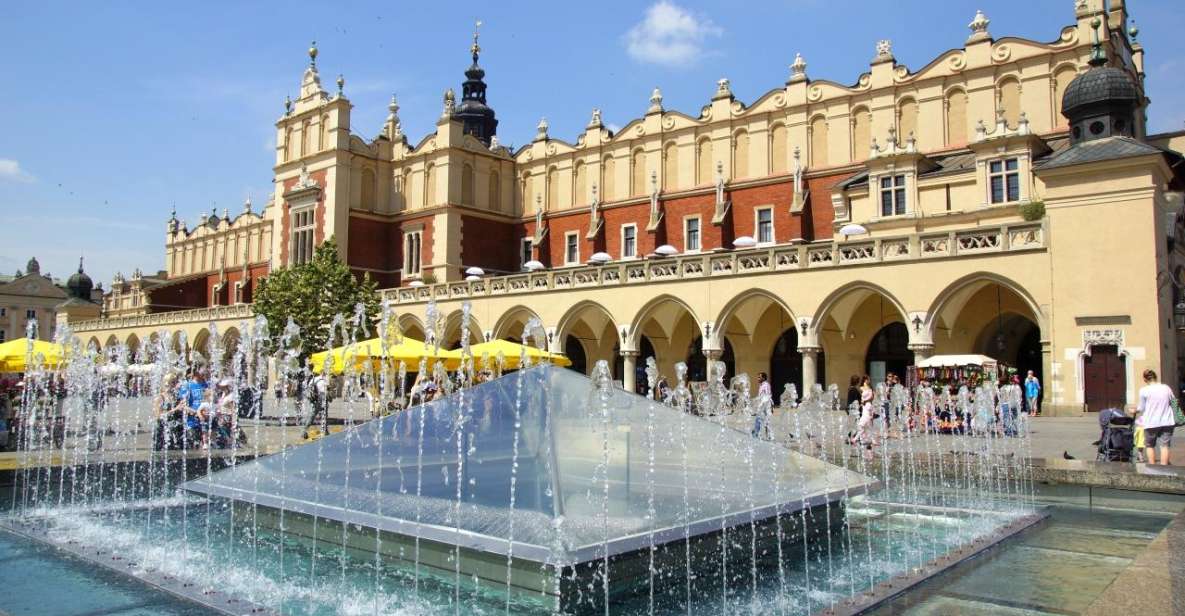 Krakow: Underground Museum and St. Marys Church Guided Tour - Itinerary Highlights