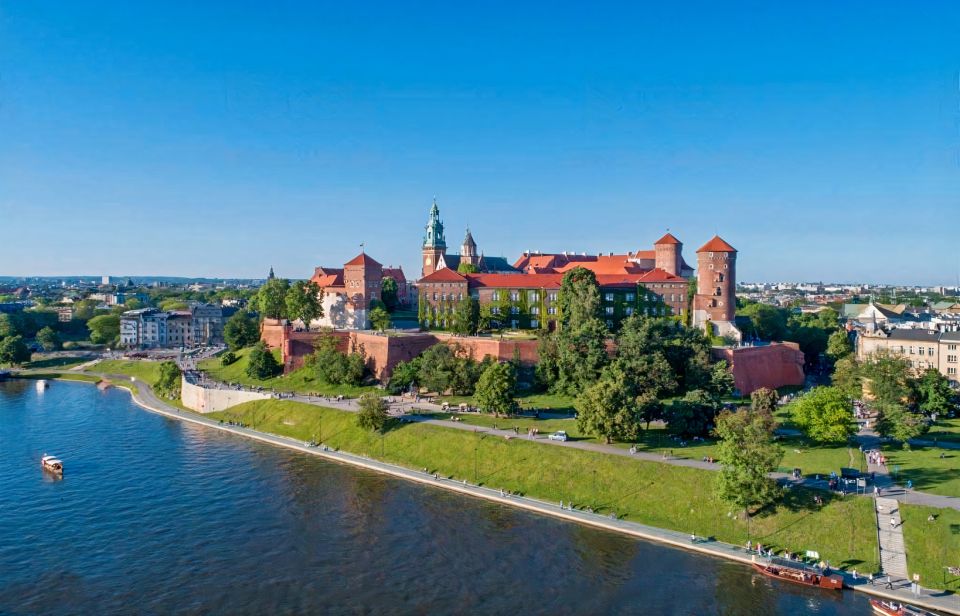 Krakow: Vistula River Sightseeing Cruise With Audio Guide - Experience and Highlights