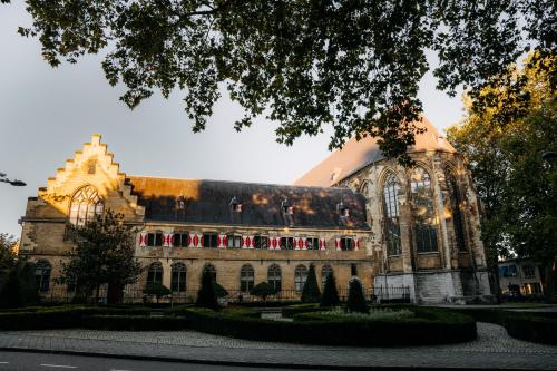 Kruisherenhotel Maastricht - Oostwegel Collection, Member of Design Hotels - Unique Architectural Design