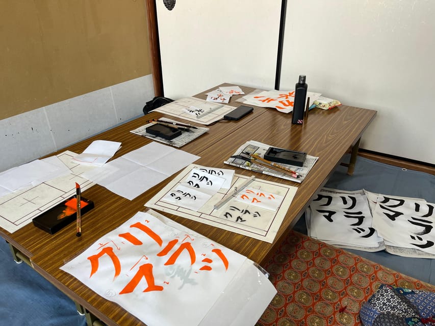 Kyoto: City Center Calligraphy Experience at Buddhist Temple - Calligraphy Process