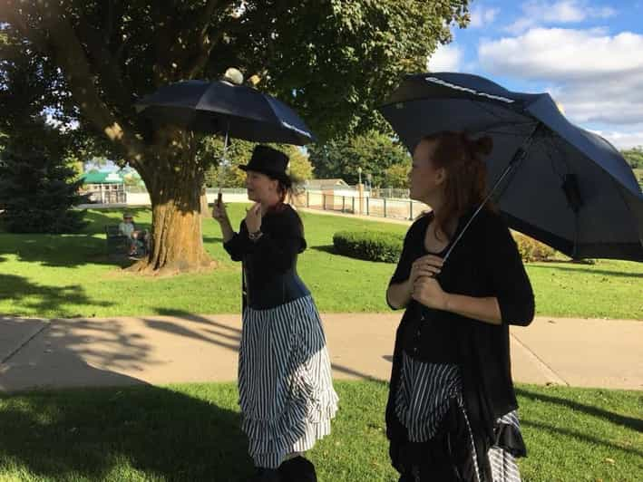 Lake Geneva: Ghost Walking Tour - Experience Highlights