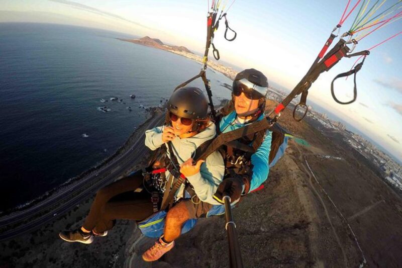 Las Palmas: Paragliding Tandem Flight With Instructor - Safety and Qualifications