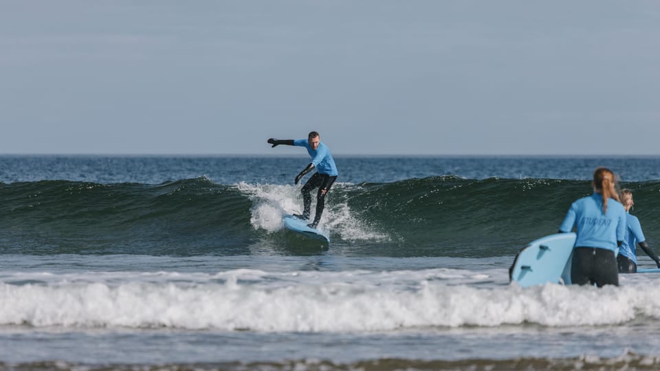 Learn to Surf in the Clear Waters of Beautiful Cullen Bay - Lesson Structure and Activities