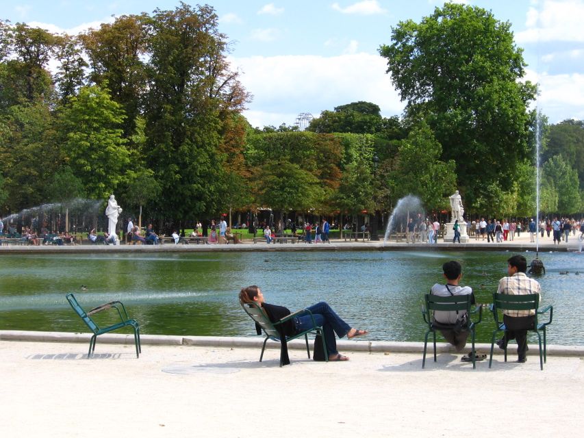 Lifestyle Tour Around the Louvre - Tour Overview and Pricing