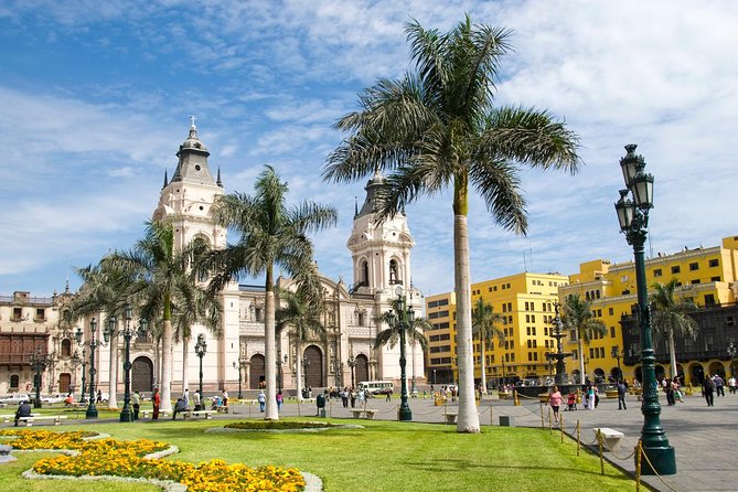 Lima Walking City Tour With Catacombs Visit (Transport Included) - Itinerary Highlights