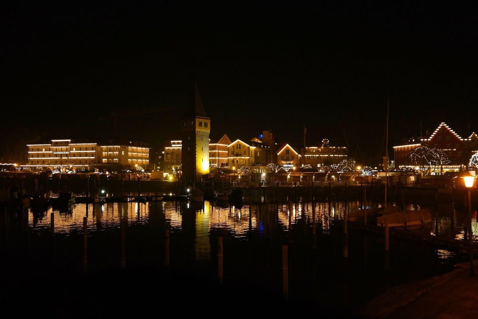 Lindau Private Christmas Market Tour - Exploring Lindaus History