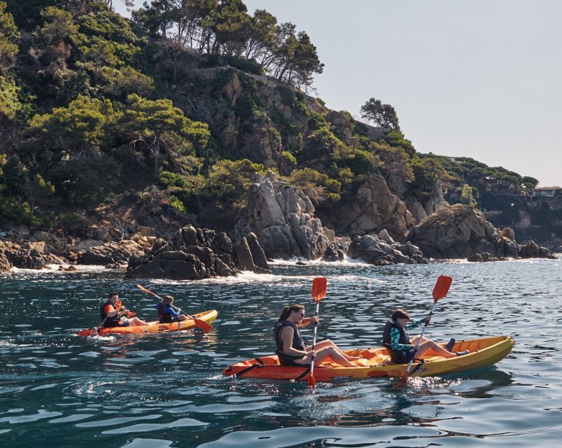 Lloret De Mar: Costa Brava Kayak Tour and Swimming - Access Secluded Beaches