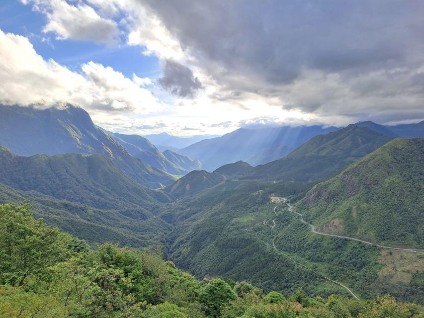 Love and Silver Waterfall -Heaven Gate-Village -Rice Terrace - Highlights of the Experience