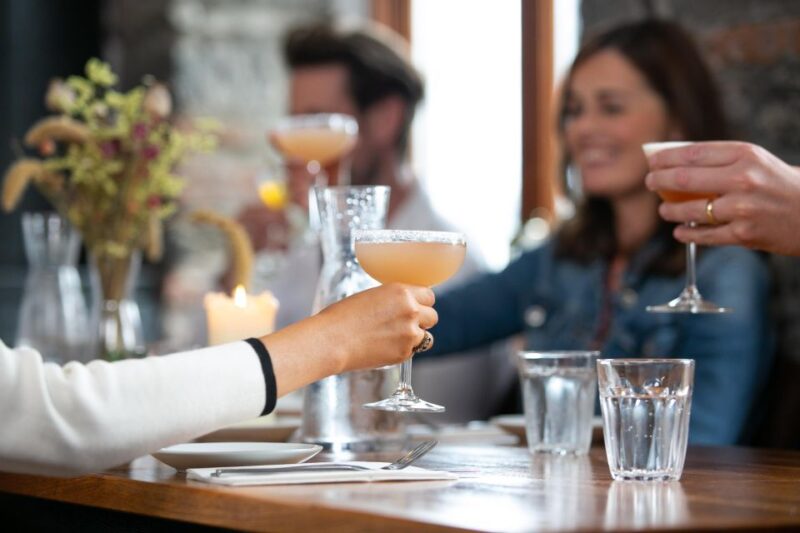 Lunchtime Food Tour - Experience Highlights