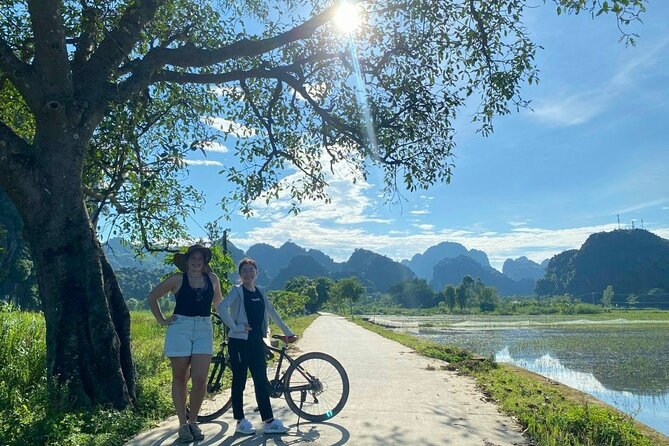 Luxury Small Group Tour in Tam Coc, Mua Cave, Bich Dong Pagoda - Meeting and Pickup Details