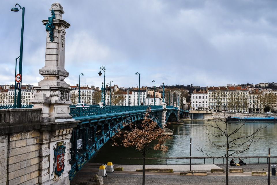 Lyon: Private Historic Guided Walking Tour - Highlights of the Tour