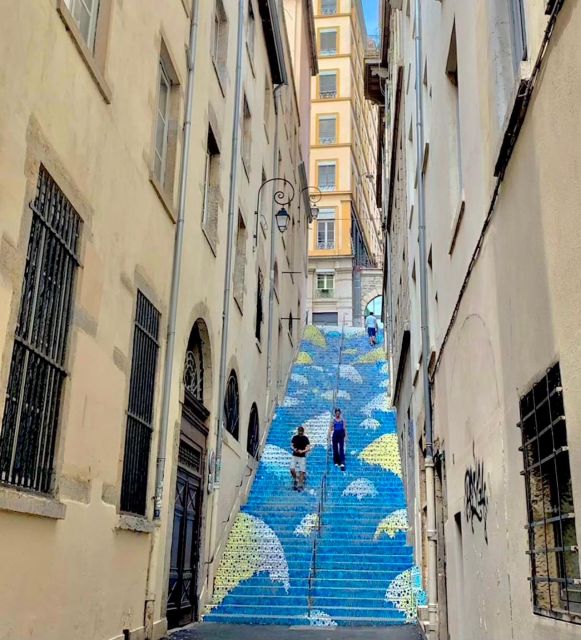 Lyon: Street Art & Street Food Tour - Experience Highlights