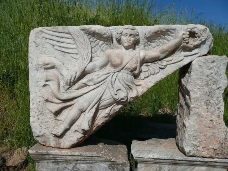 Macedonian Treasures From Thessaloniki - Itinerary Highlights