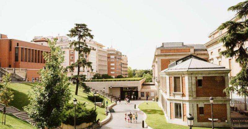 Madrid: Prado Museum Guided Tour & Lunch at Sobrino De Botín - Itinerary and Highlights