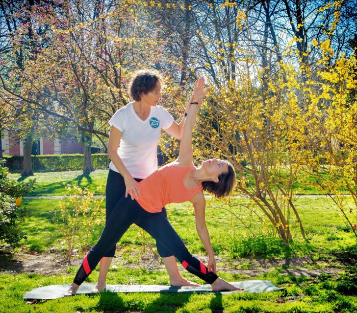 Madrid: Private Yoga Class in Retiro Park - Experience and Benefits