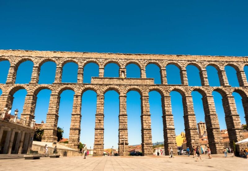 Madrid: Toledo and Segovia Tour With Alcazar and Monuments - Toledo Exploration