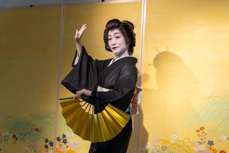 Maiko (Geisha) Performance/ Experience in Fukuoka - Performance Highlights