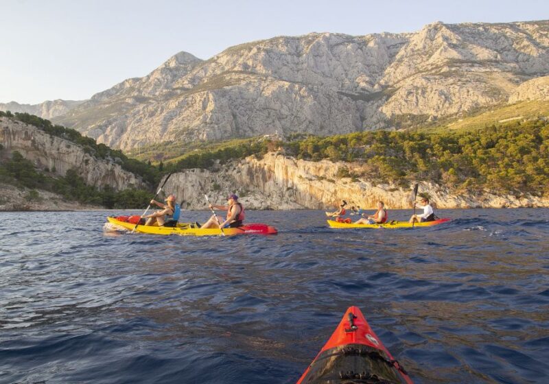 Makarska: Guided Sea Kayaking Tour With Snorkeling Stop - Itinerary and Experience