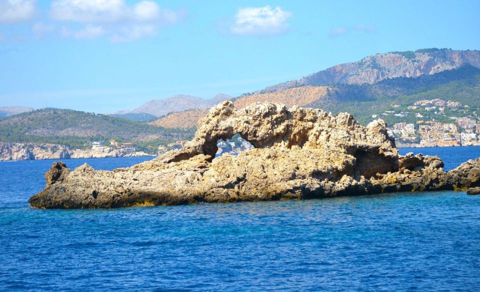 Mallorca: 2-Hour Coastline & Malgrat Islands Catamaran Tour - Itinerary Details