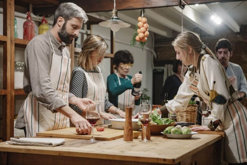 Mallorca: Market Visit and Traditional Cooking Workshop - Workshop Structure
