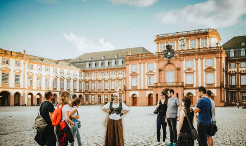 Mannheim, Costume Tour: Executioners, Witches, Hugenots - Booking Your Experience
