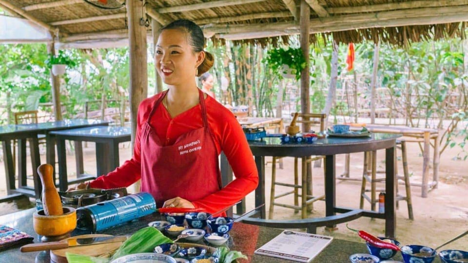 Market Tour, Basket Boat Ride and Cooking Class in Hoi An - Itinerary Highlights