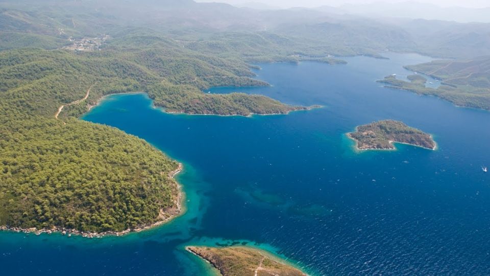 Marmaris: Cleopatra Island Boat Trip With Lunch and Transfer - Itinerary and Highlights