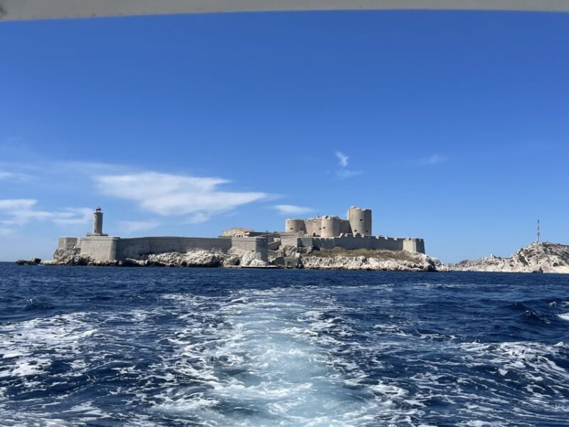 Marseille: Boat Tour With Stop on the Frioul Islands - Experience Highlights