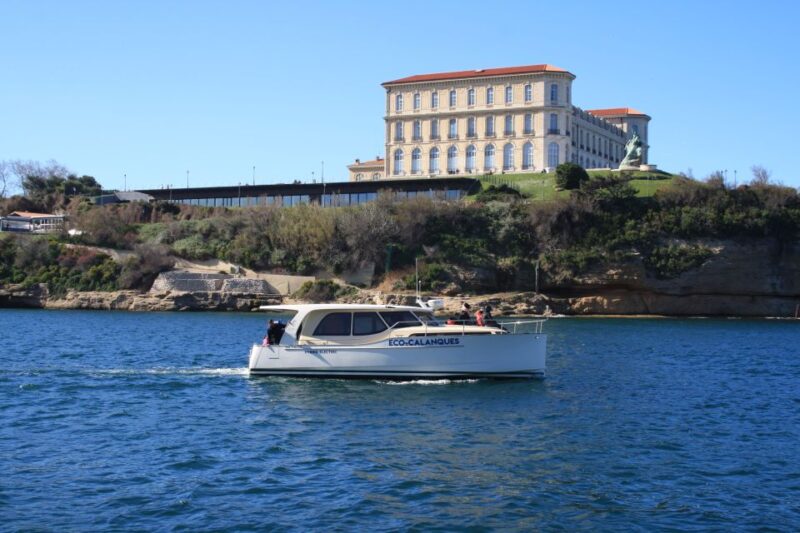 Marseille: Sunset Boat Cruise With Dinner and Drinks - Scenic Highlights