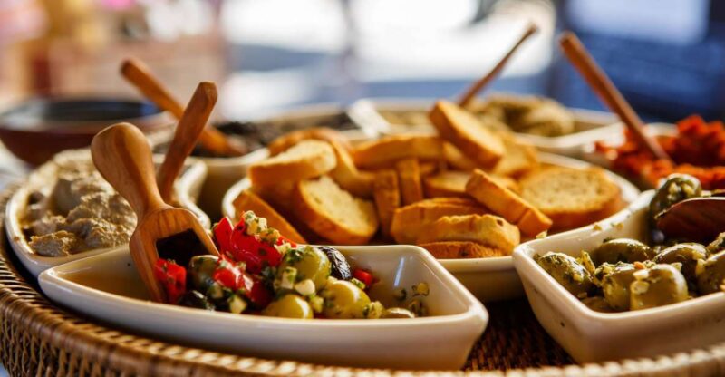 Marseille: Walking Food Tour With Tastings - Experience Highlights