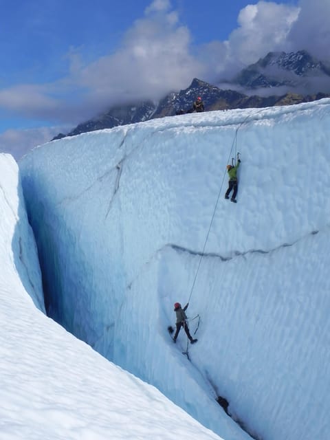 MATANUSKA GLACIER: BACKCOUNTRY ICE CLIMB - Explore Matanuska Glacier