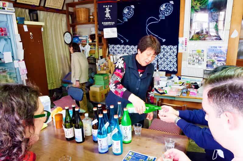 Matsumoto Sake Tasting Walking Tour in Nagano - Sake Tasting Experience