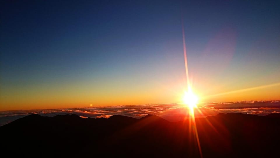 Maui: Haleakala Sunrise Tour With Pick-Up - Sunrise Experience