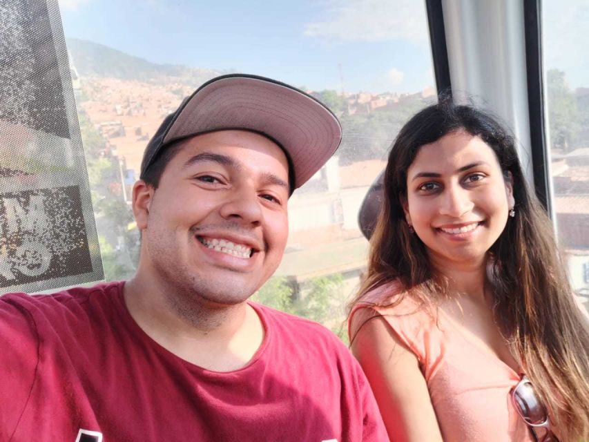 Medellin Metro: Private Tour - Tour Highlights and Experiences