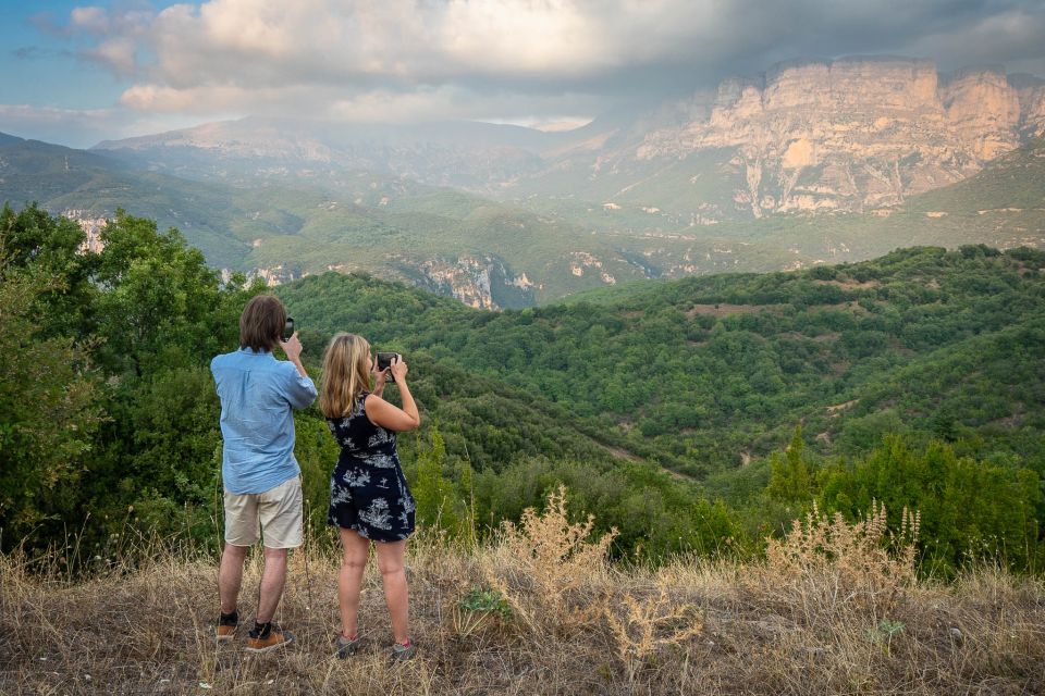 Meteora Half Day Tour With a Local Photographer - Tour Experience and Highlights