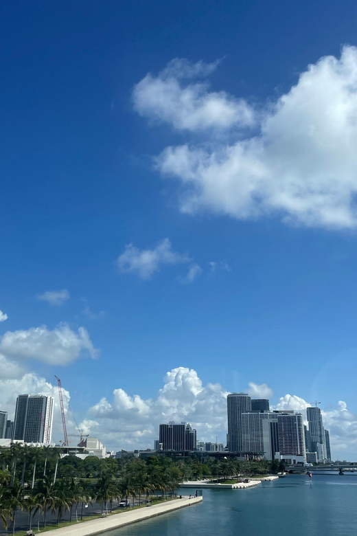 Miami: 2 Hours Private City Tour by Air-Conditioned Vehicle - Experience Highlights