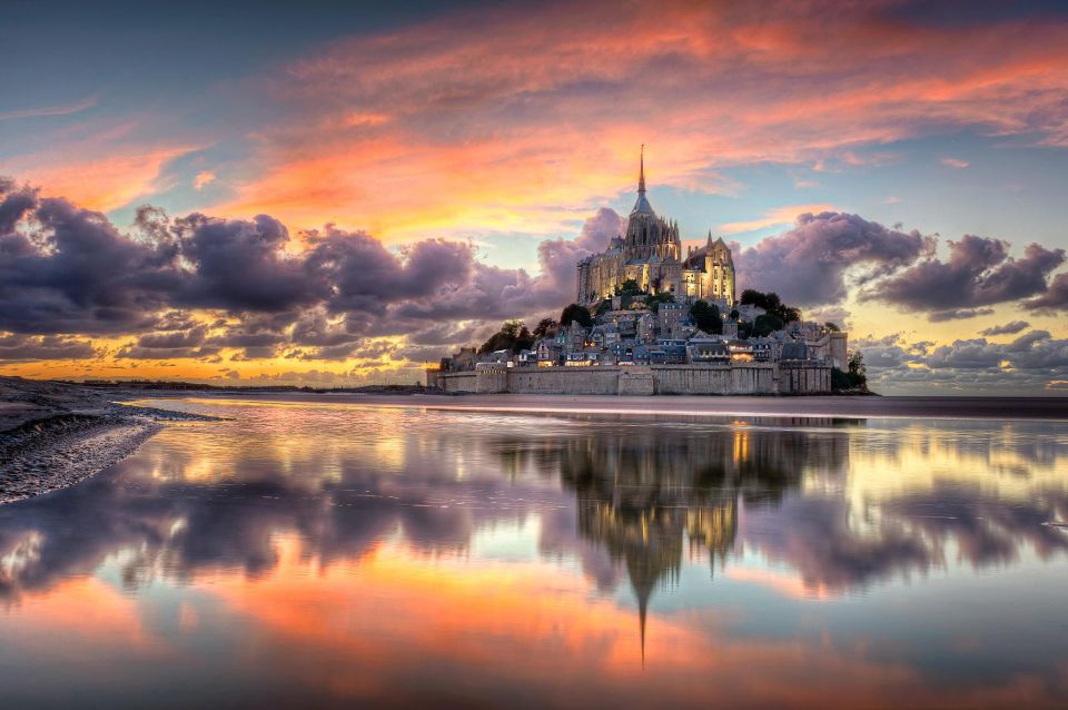 Mont Saint Michel Private VIP Tour With Champagne From Paris - Itinerary and Destinations