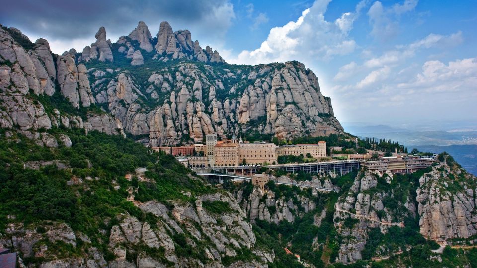 Montserrat: Morning or Afternoon Half-Day Trip With Pickup - Key Highlights of the Experience